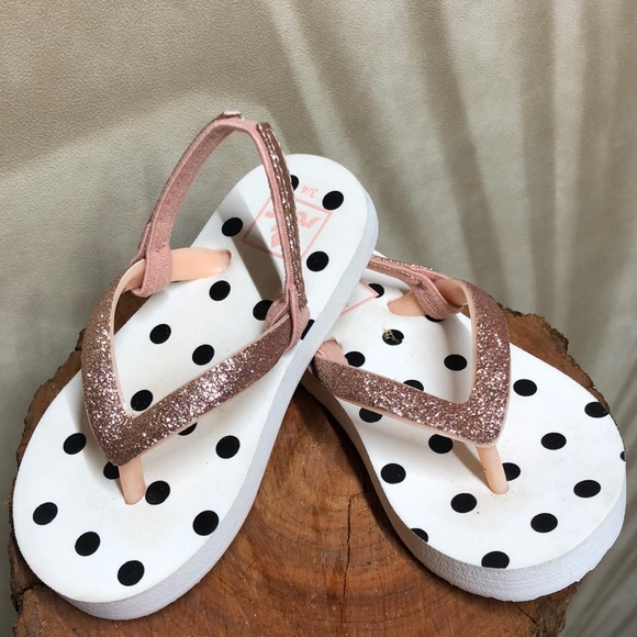 Reef sandals - Picture 1 of 4